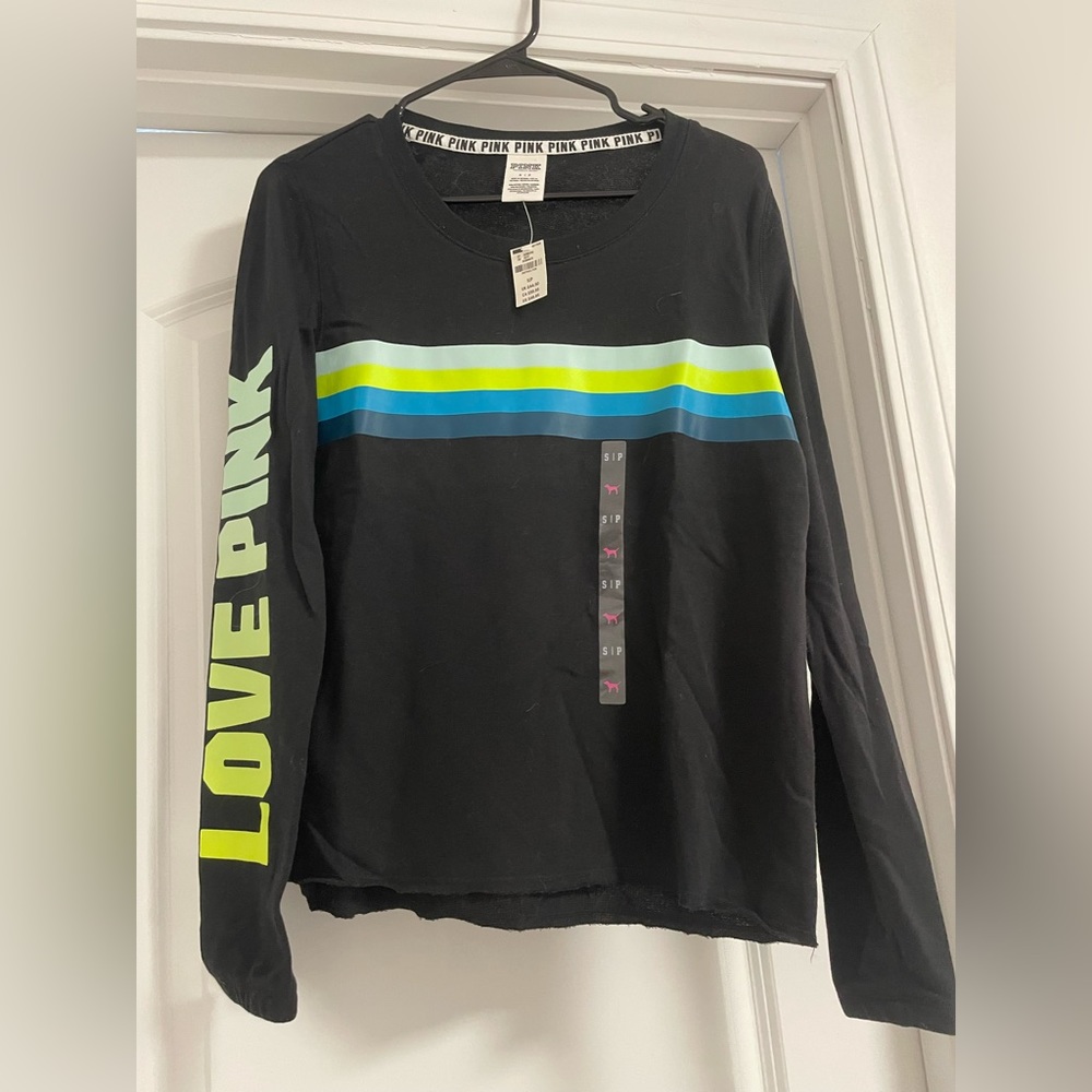 VS Pink top *NWT*